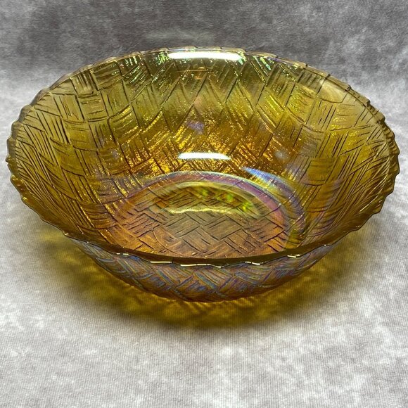 Indiana Glass Other - Indiana Glass Weavetex Iridescent Gold Fruit/Salad Bowl 9" Vintage
